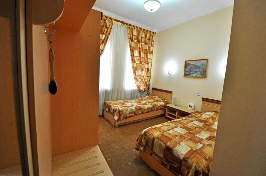 Grand Orzu Hotel Tachkent Extérieur photo