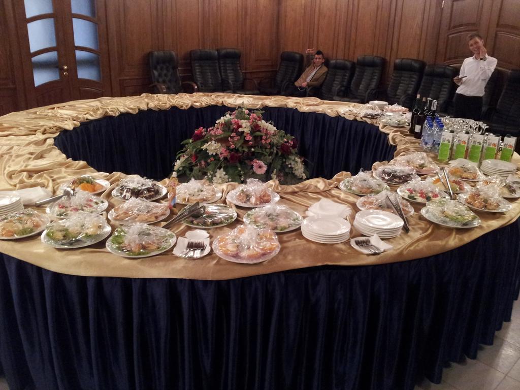 Grand Orzu Hotel Tachkent Extérieur photo